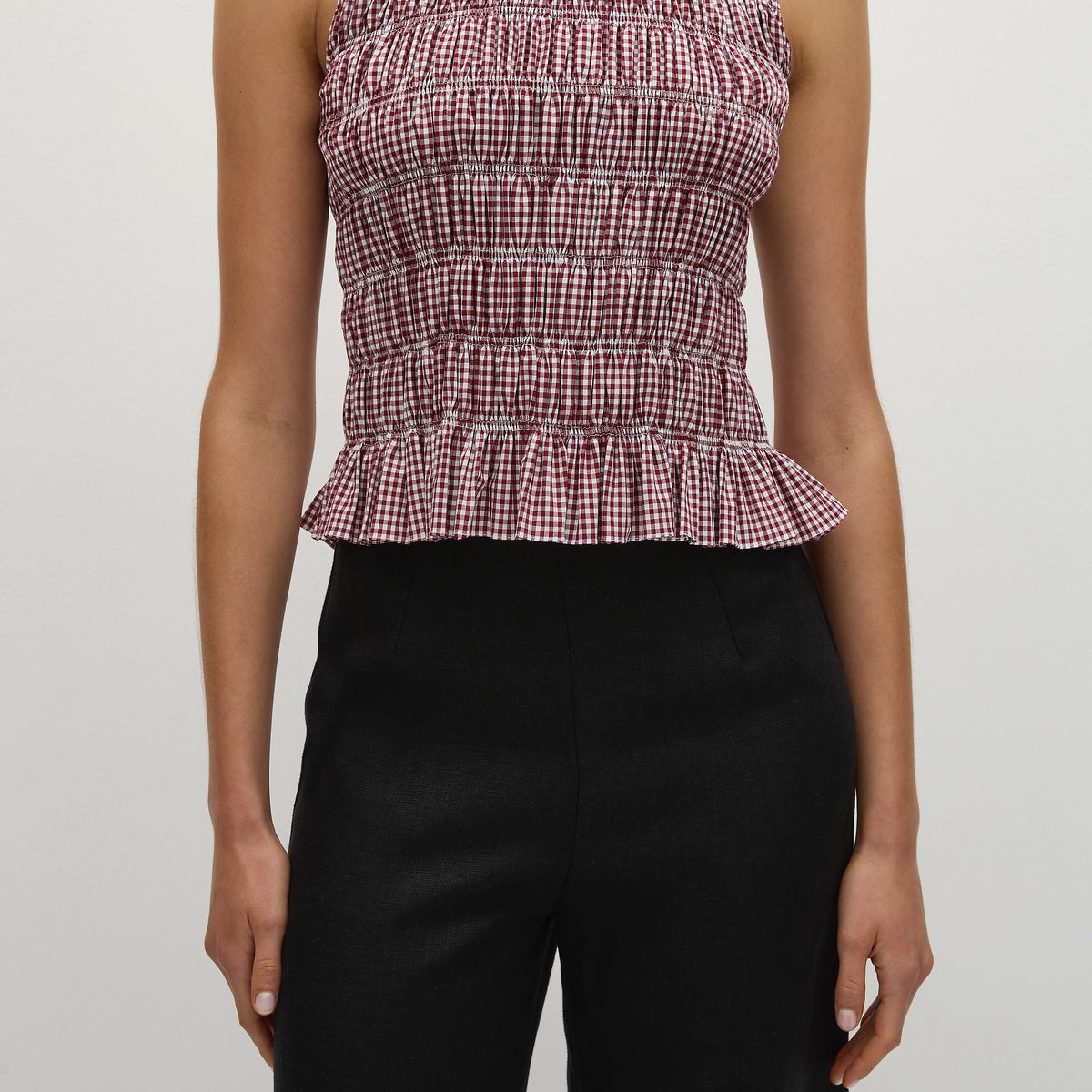 カットソー(半袖+袖なし) marga GINGHAM FRILL TOP Margot Top Gingham Black - Faithfull the Brand INT