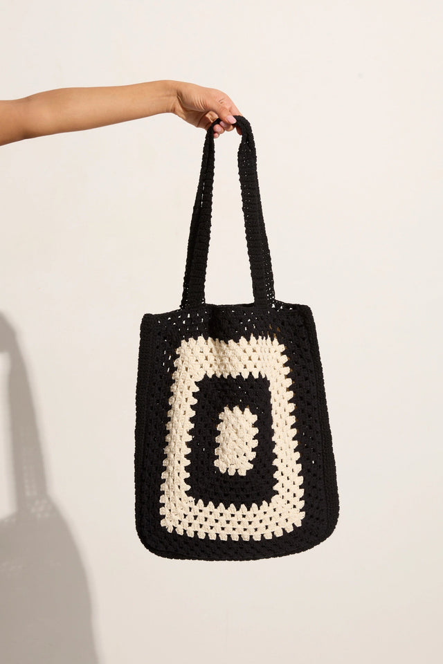 Ostia Crochet Bag Black/Off White