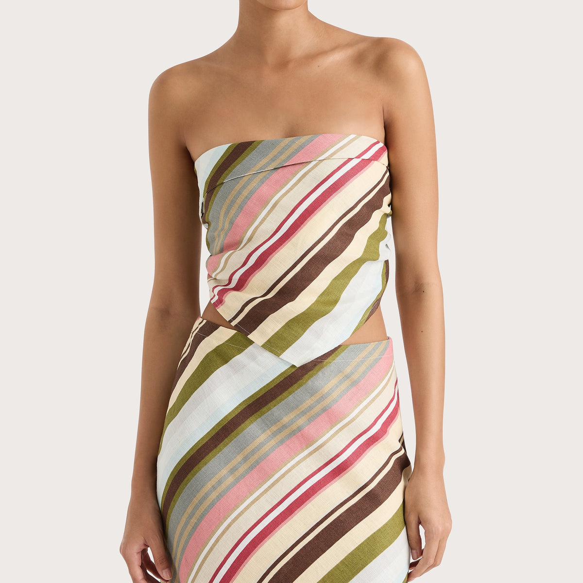 [FaB] Golden Tipple CF 3枚 FaB] Golden Tipple CF 3枚 FaB] Golden Tipple CF 3枚 GOLDEN