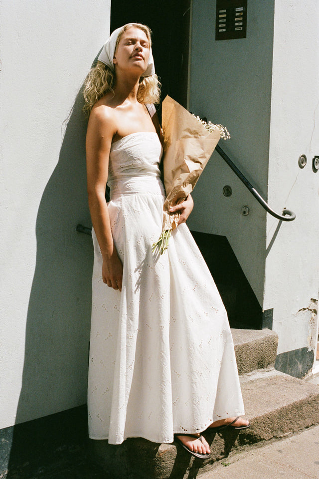 Moa Maxi Dress Birgitta Broderie Anglaise White