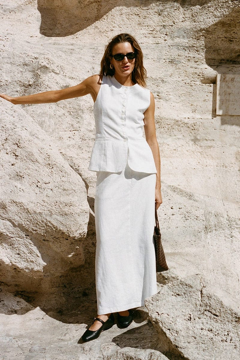 FAITHFULL THE BRAND Shay Shirred Linen Midi Dress in White