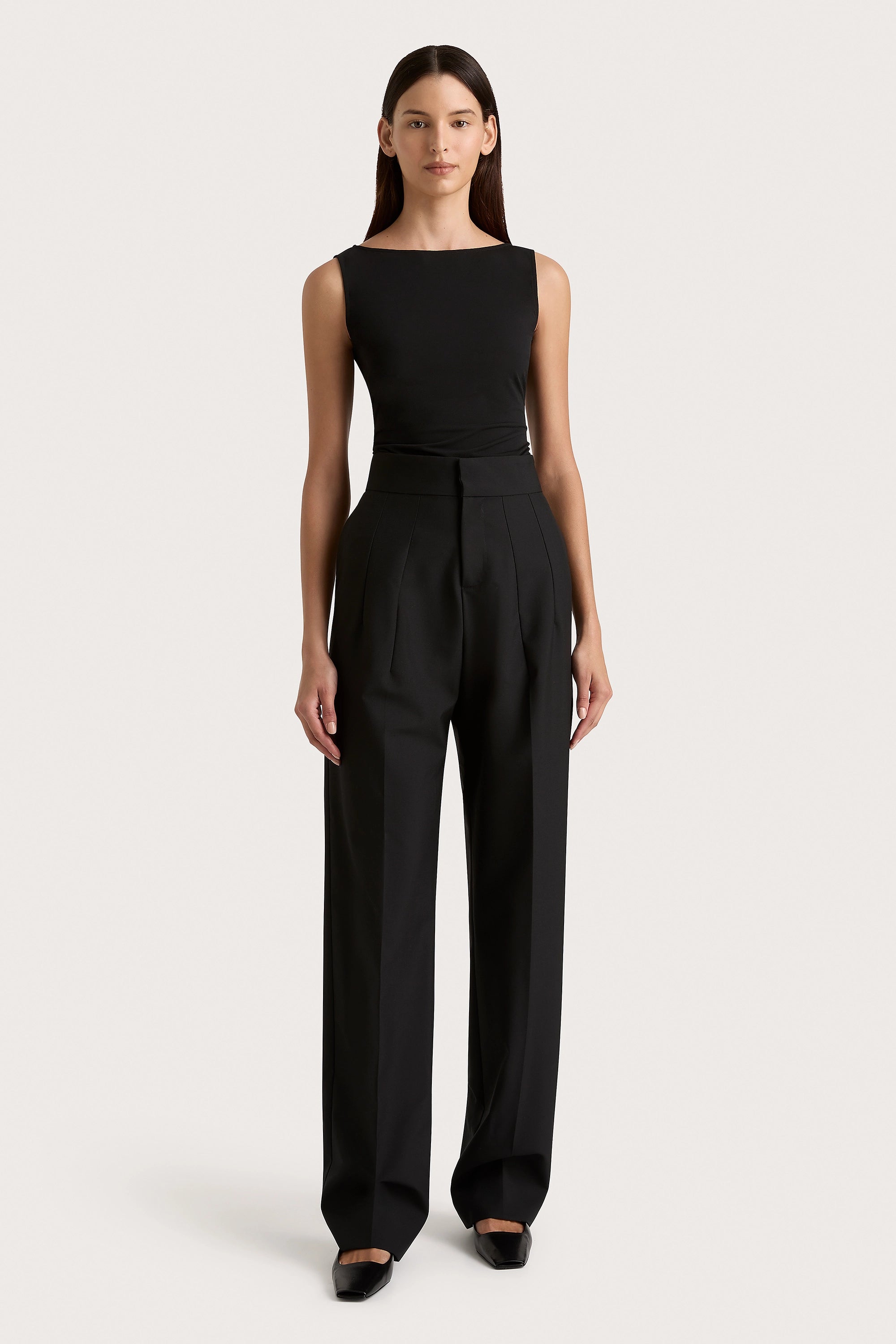 NWOT Faithfull The Brand Presley Cropped Tie-Front outlets Linen Jumpsuit Black Size 4