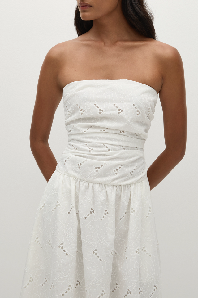 Moa Maxi Dress Birgitta Broderie Anglaise White