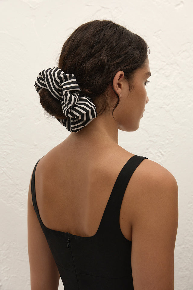 Hair Srunchie Toscano Stripe Black